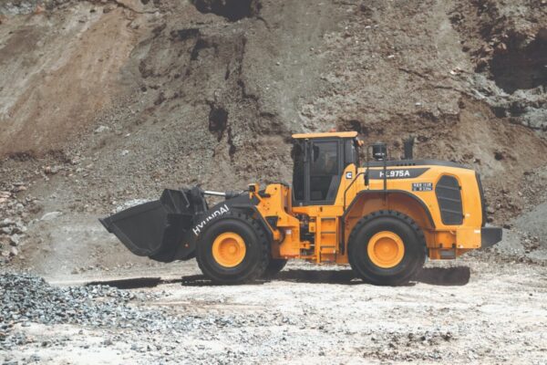 produk PT Nusantara Traktor Indonesia (2) produk PT Nusantara Traktor Indonesia (2)